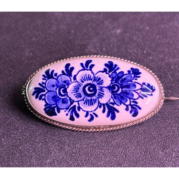 Delfts Holland Jewelry - VTG Delfts Holland Silver Hand Painted Blue Floral Porcelain Brooch Oval SS2